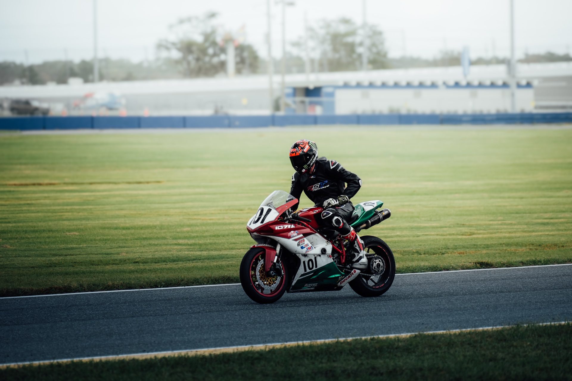 DSC04506.JPG_compressed