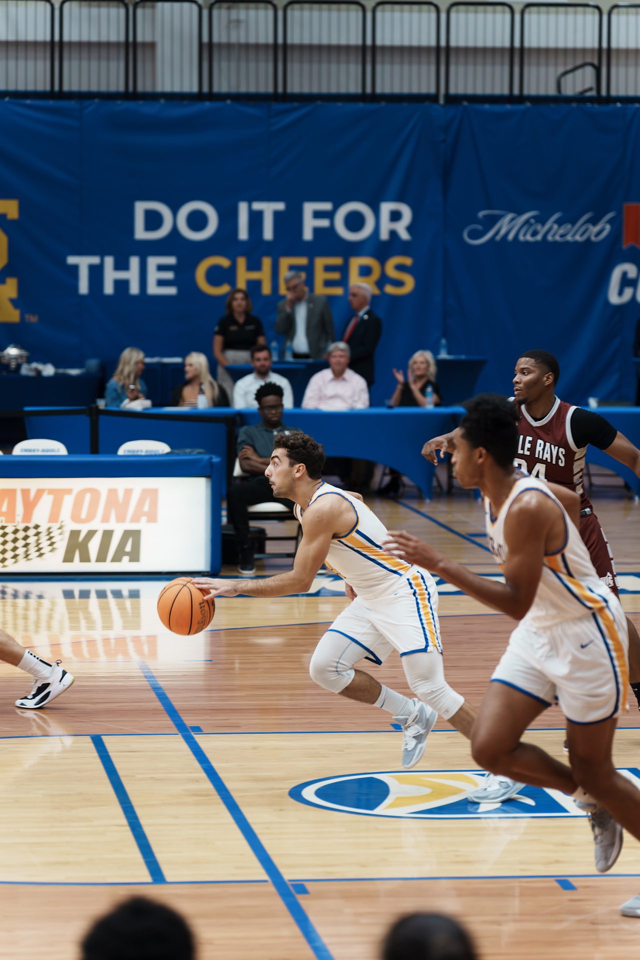 DSC05716-Enhanced-NR.jpg_compressed