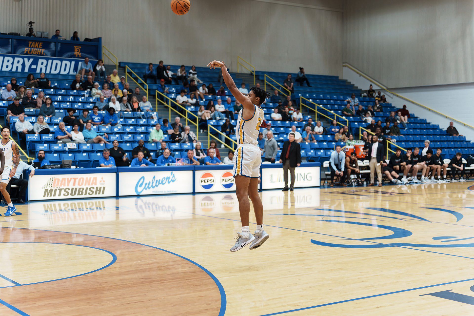 DSC07771-Enhanced-NR.jpg_compressed